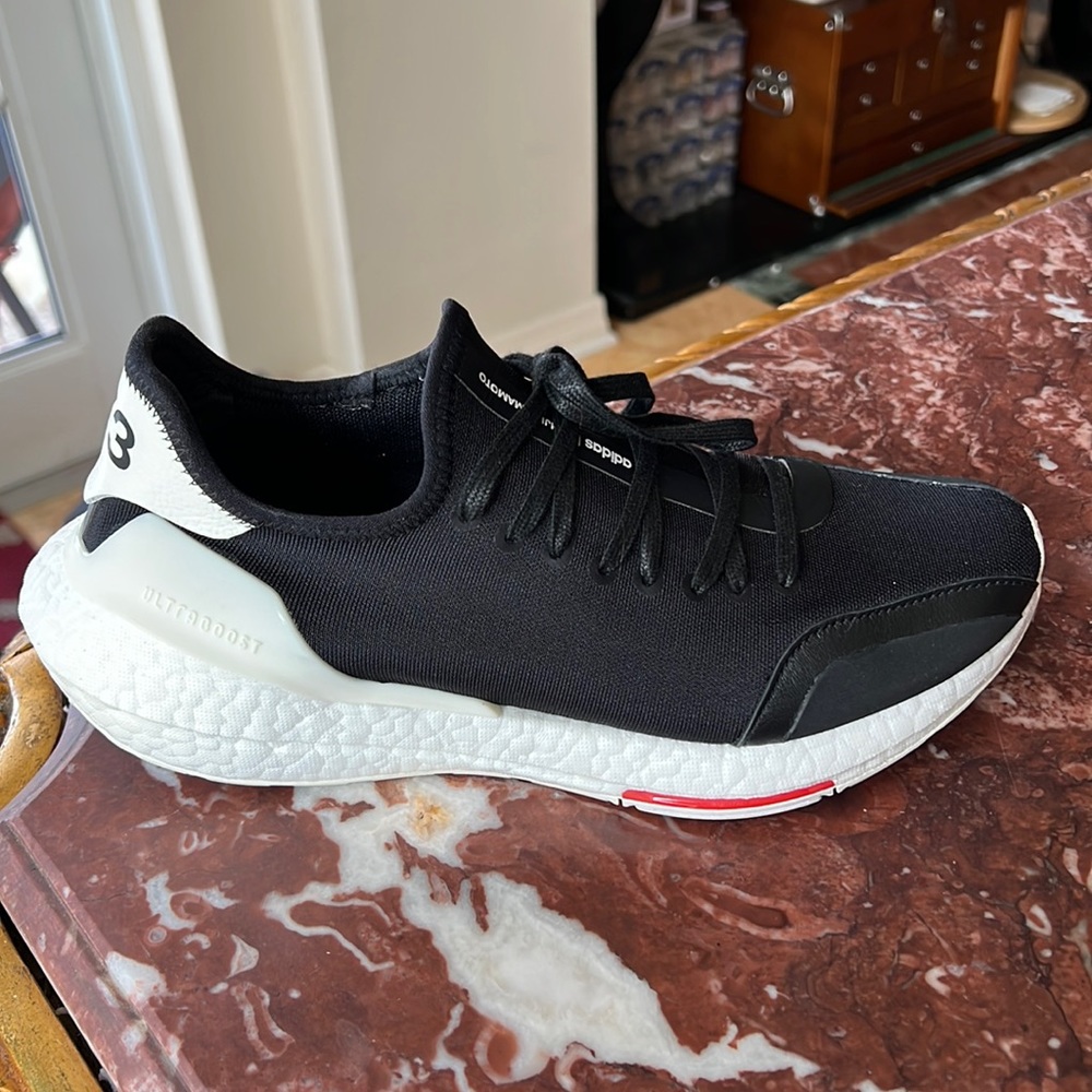 Y-3 sneakers almost new